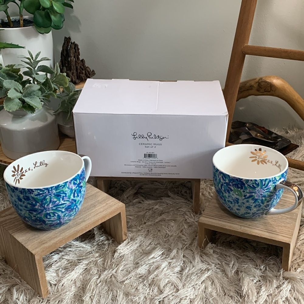 Lilly Pulitzer Ceramic 12oz Mugs Blue Floral Design With Original Box Set Of 2